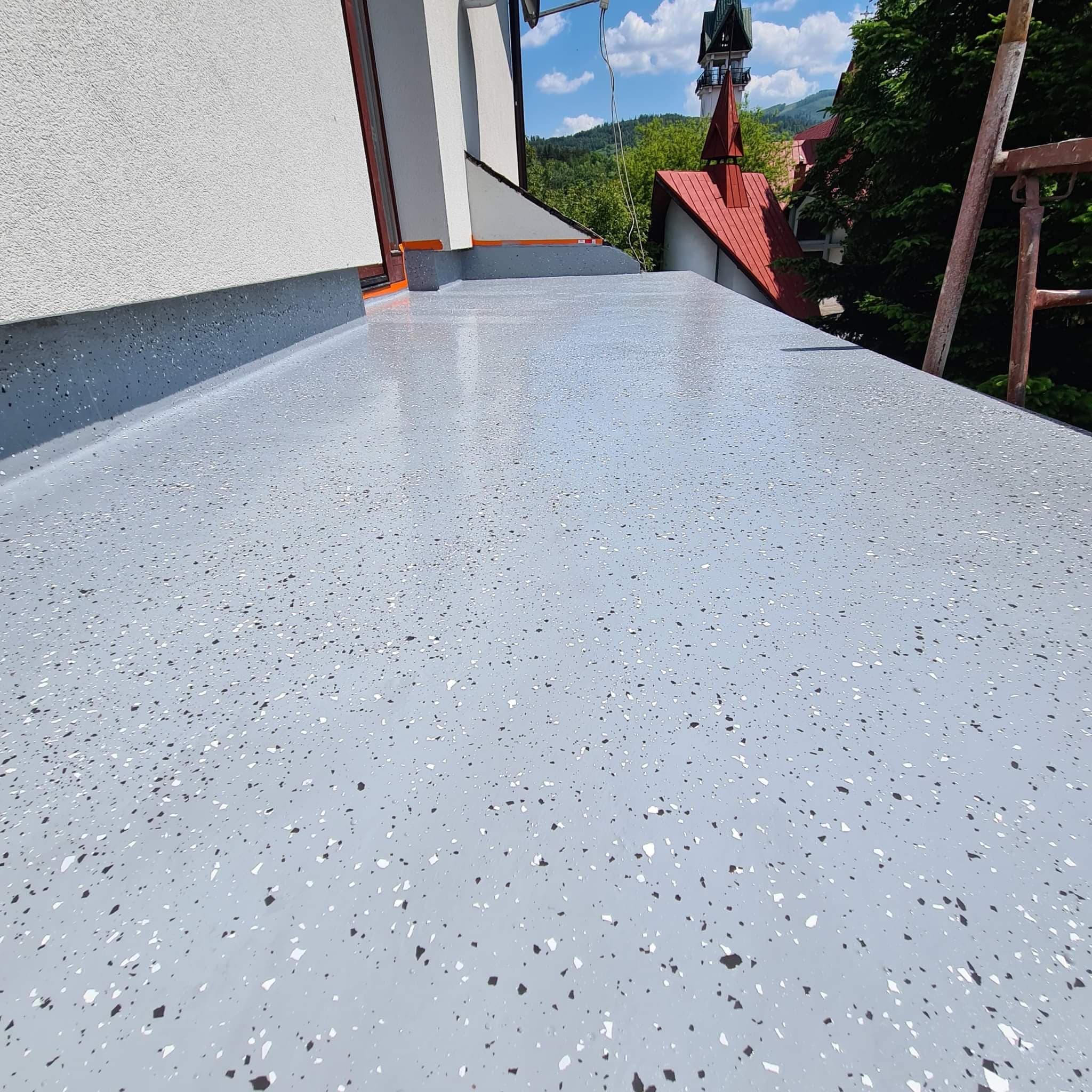 Jaka hydroizolacja na balkon? Kompletny poradnik wyboru